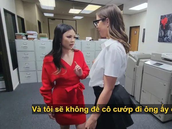 phim sex rio kuriyama Bố dượng may mắn đụ cùng lúc con gái và em trợ lý riêng